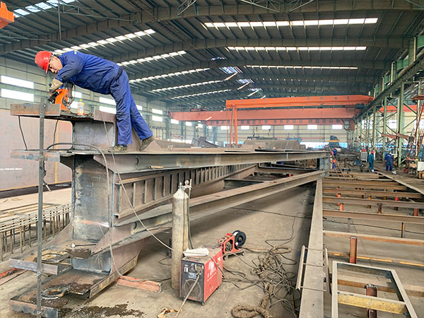 廣東江門行車行吊廠家抓斗起重機銷售