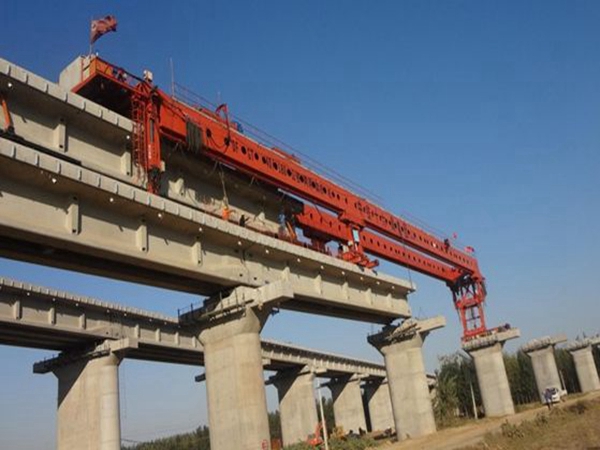 架橋機