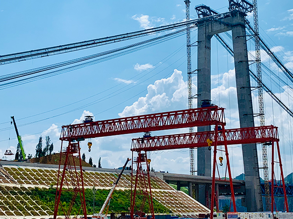 湖南長沙龍門吊生產(chǎn)廠家汽車廠用20噸報(bào)價(jià)