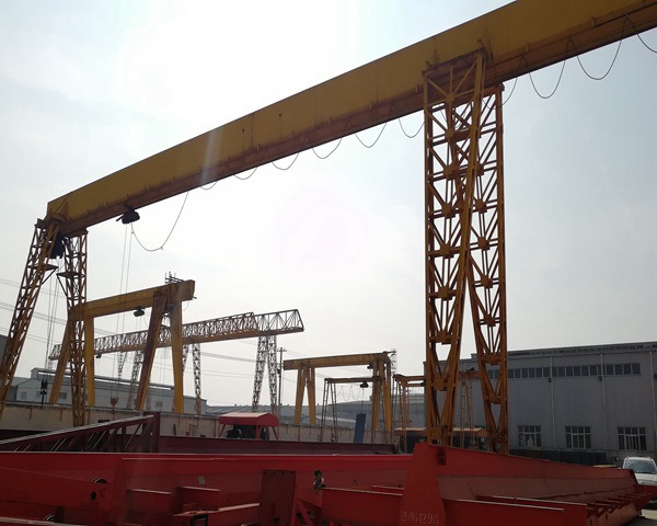 吉林梅河口龍門吊廠家介紹潤滑油檢查維護