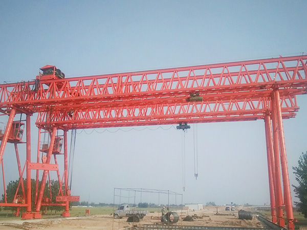 山東泰安龍門吊廠家減速機的檢查與維護