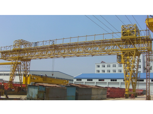 山東棗莊龍門吊廠家裝配時的注意細節