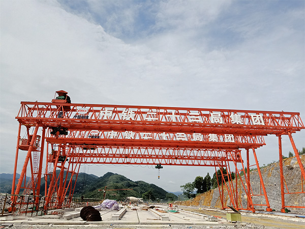 江西萍鄉龍門吊廠家常見的減速機漏油