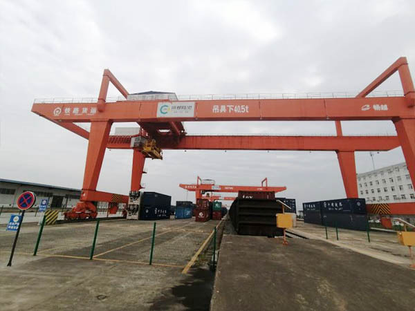 河北邢臺集裝箱起重機廠家以質量求生存