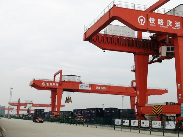 吉林長(zhǎng)春集裝箱起重機(jī)廠家設(shè)備質(zhì)優(yōu)價(jià)廉